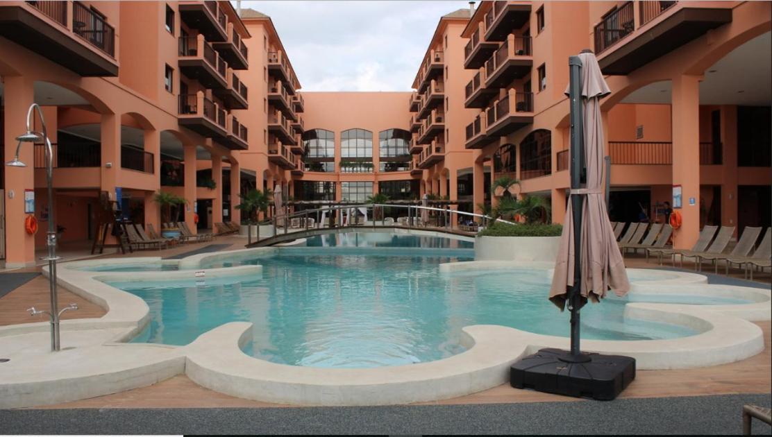 Apto Pes Na Areia Em Hotel Jurere Beach Jurere Internacional Florianopolis Exterior photo