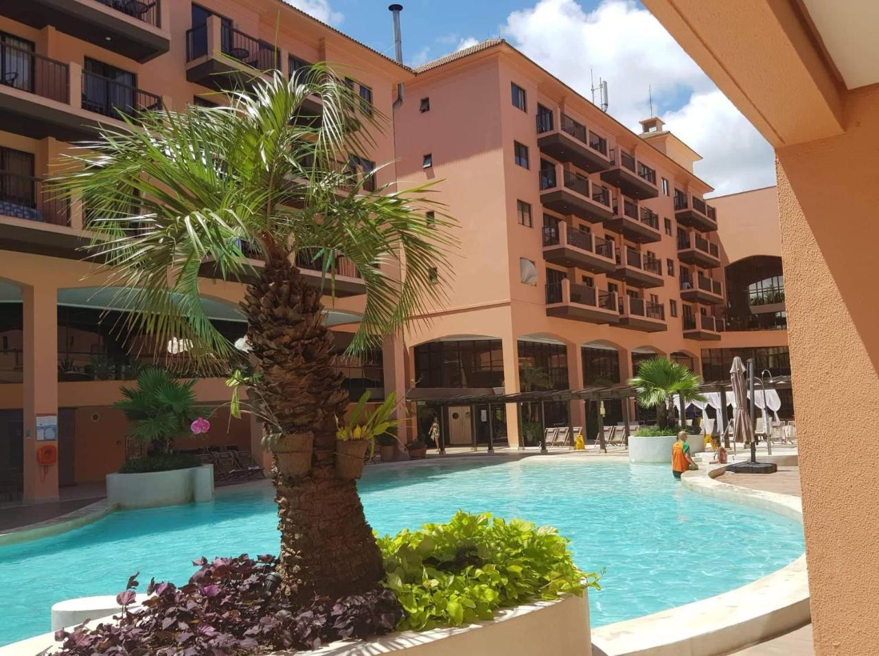 Apto Pes Na Areia Em Hotel Jurere Beach Jurere Internacional Florianopolis Exterior photo