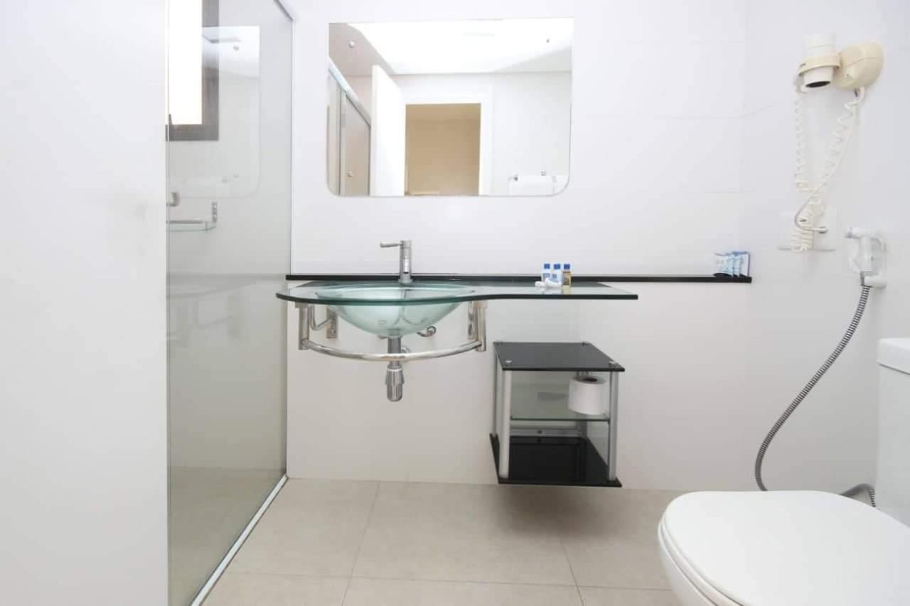 Apto Pes Na Areia Em Hotel Jurere Beach Jurere Internacional Florianopolis Exterior photo